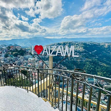 Aizawl Guest House Apartments エクステリア 写真