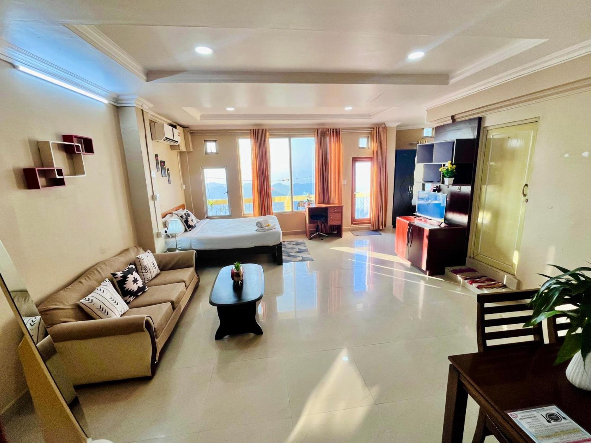 Aizawl Guest House Apartments エクステリア 写真