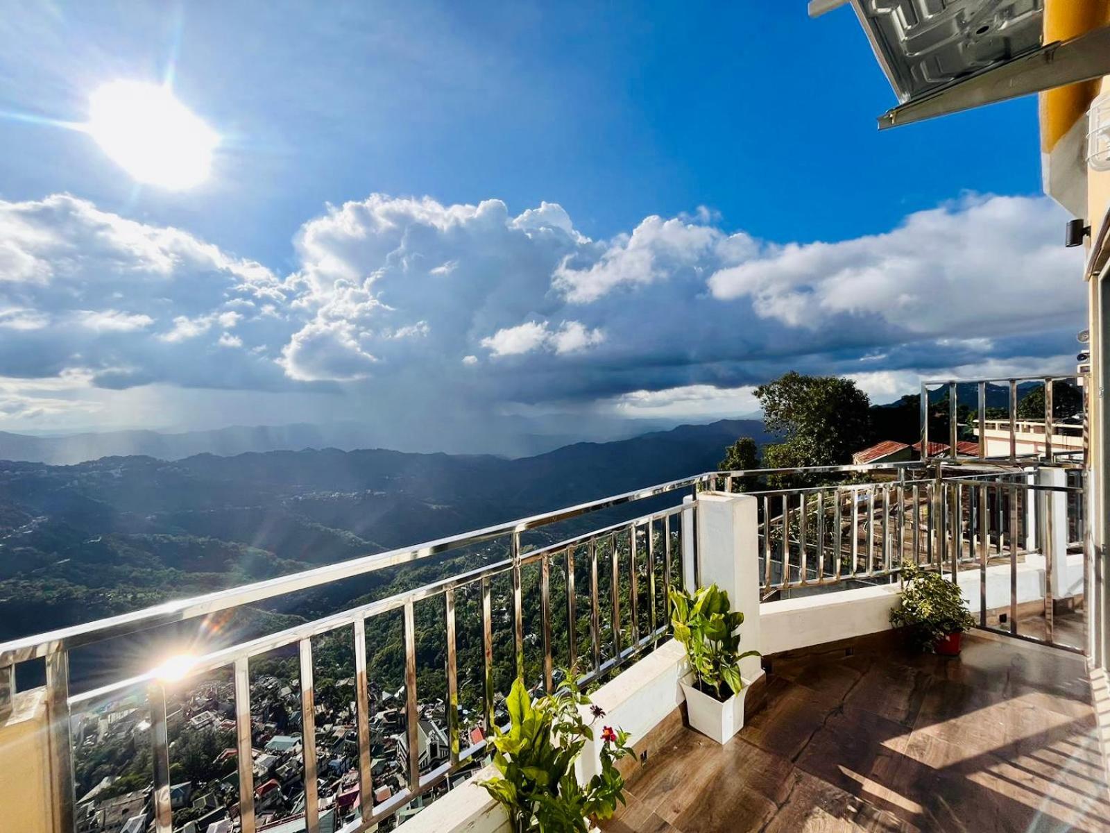 Aizawl Guest House Apartments エクステリア 写真