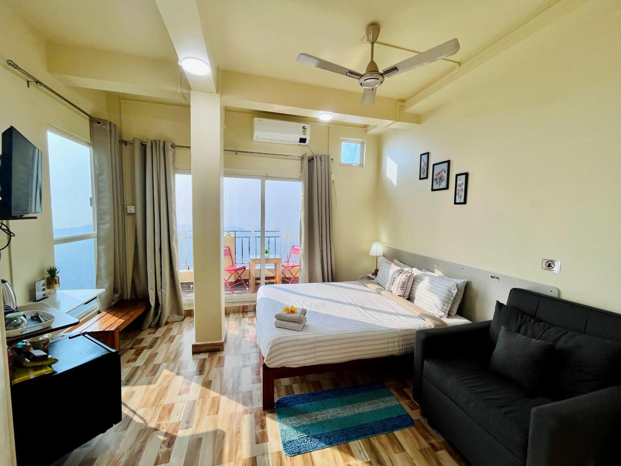 Aizawl Guest House Apartments エクステリア 写真
